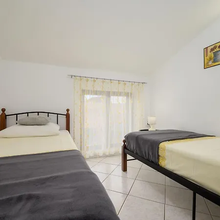Schoene 6 By Interhome Apartamento Štinjan
